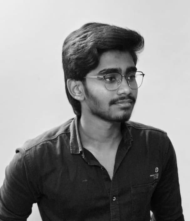Portrait of Dharani Kumar, Co-Founder and CTO at Hydrilla.